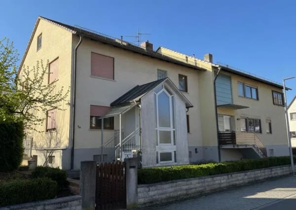 Immobilie in Veitsbronn - Mehrfamilienhaus mit Entwicklungspotential  - Bild 1