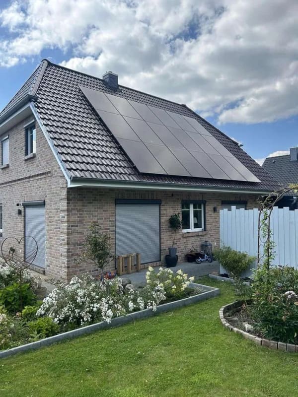 Immobilie in Wacken - Modernes Einfamilienhaus mit Photovoltaikanlage und Garten in Wacken - Bild 1