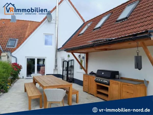 Immobilie in Garding - Stadthaus: saniert, modern und grün - die perfekte Familienimmobilie - Bild 0