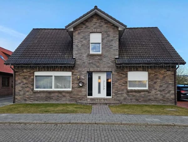 Immobilie in Papenburg - Modernisiertes Einfamilienhaus in wundervoller Lage von Papenburg - Bild 0