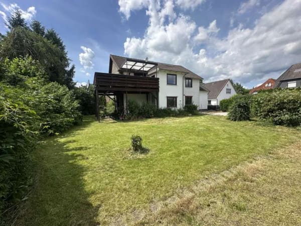 Immobilie in Braunschweig - Aus alt macht neu I Kompaktes ZFH in ruhiger Lage mit viel Wohnfläche und schönem Grundstück - Bild 1