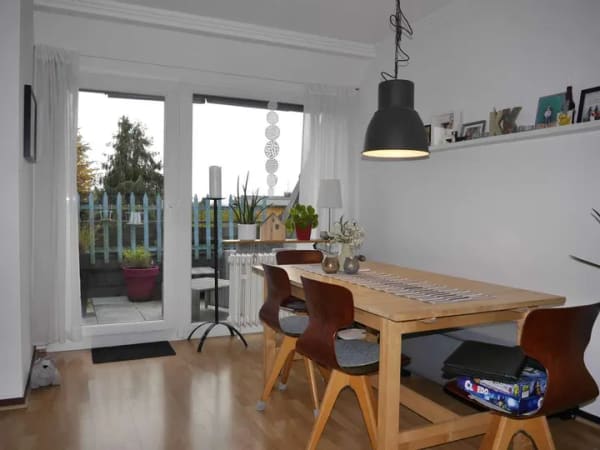 Immobilie in Rösrath - Geräumige 3,5-Zimmer-Wohnung in ruhiger Lage mit großem Gemeinschaftsgarten - Bild 3