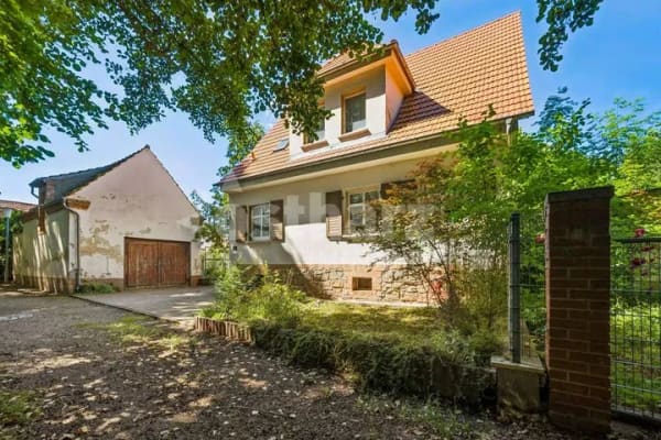 Immobilie in Falkenstein/Harz - Ein Haus mit Charme, ein idyllischer Garten und eine ruhige Lage… - Bild 2