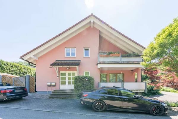 Immobilie in Klettgau - Solides Zweifamilienhaus mit Entwicklungspotenzial und attraktiven Mieteinnahmen - Bild 2