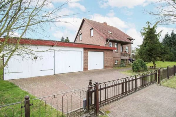 Immobilie in Malchin - Ihr Rückzugsort im Grünen: Charmantes Einfamilienhaus mit großem Grundstück nahe Malchin - Bild 2