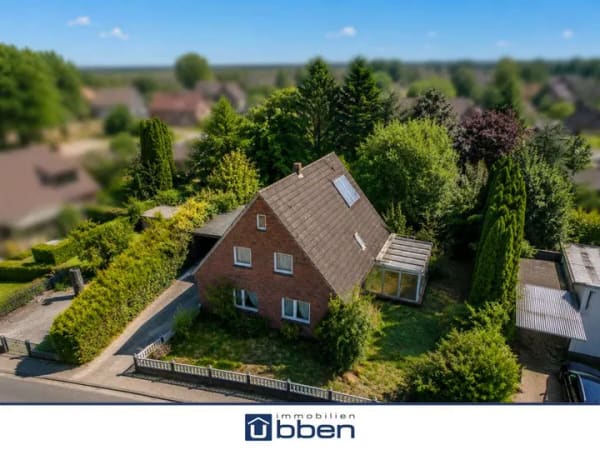Immobilie in Wangerland - Modernisierungsbedürftiges Einfamilienhaus im Ortskern! - Bild 1