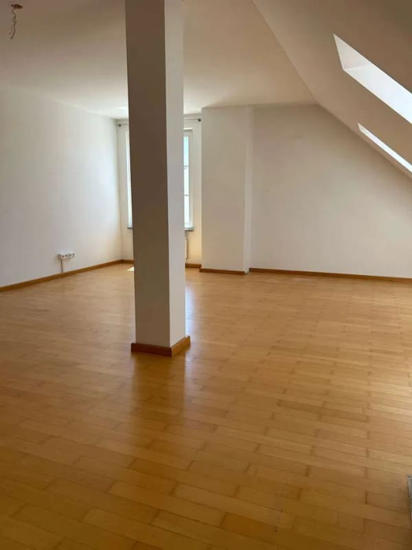 Immobilie in Egmating - Außergewöhnliche 3-Zimmer-DG-Galerie-Wohnung "Schloß Egmating" - Bild 4