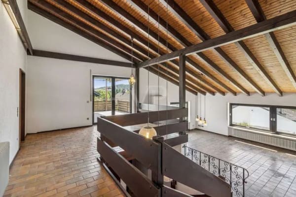 Immobilie in Lemberg - Außergewöhnliches Einfamilienhaus in Split-Level-Bauweise mit Panoramablick über den Pfälzerwald - Bild 2