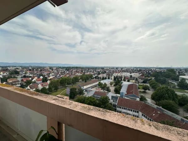 Immobilie in Viernheim - Vermieten oder Einziehen: Saniertes Apartment mit Einbauküche - Bild 4