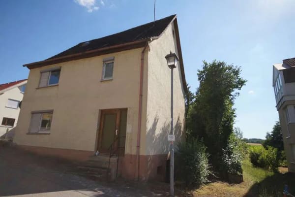 Immobilie in Pfedelbach - Sanierungsbedürftiges Einfamilienhaus in sehr guter Lage von Windischenbach! - Bild 2