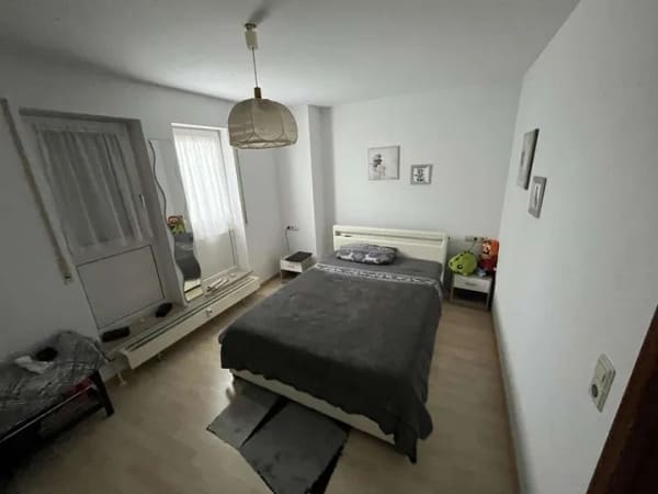 Immobilie in Laichingen - Zentral, gepflegte 3,5 Zimmerwohnung mit Balkon + Tiefgarage - Bild 4