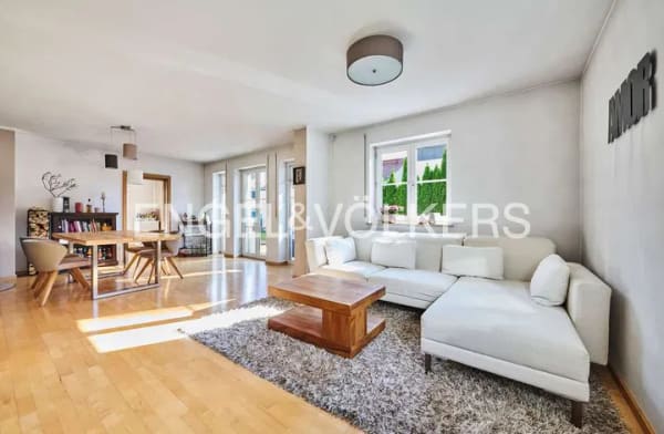 Immobilie in Sulzemoos - Familienfreundliches Einfamilienhaus mit Doppelgarage und sonnigem Garten - Bild 3