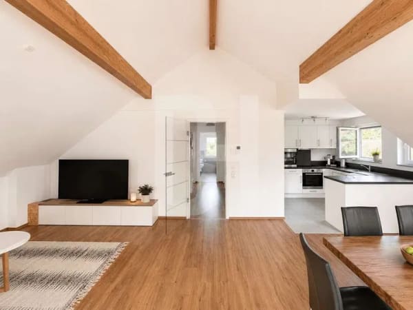 Immobilie in Erlenbach - Wohnen mit Wohlfühlfaktor – moderne 3,5-Zimmer-Wohnung mit Balkon in Erlenbach - Bild 1