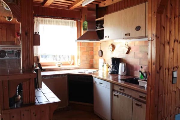 Immobilie in Herdwangen-Schönach - Charmantes Einfamilienhaus mit Potenzial in ruhiger Lage in Bodensee-Nähe - Bild 3