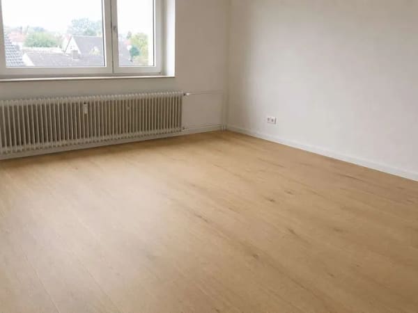 Immobilie in Stolzenau - Frisch renovierte 4-Zimmer-Wohnung mit ~7 % Rendite und ohne Provision - Bild 2