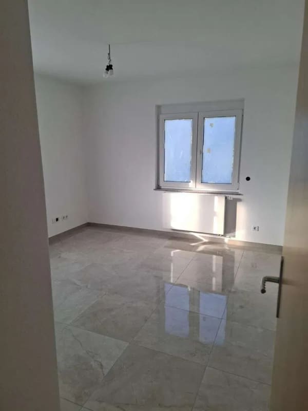 Immobilie in Albershausen - Helle 3 Zimmer Wohnung im 1.OG in Albershausen  **ohne Makler** - Bild 4