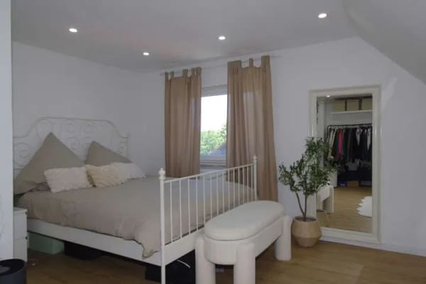 Immobilie in Lappersdorf - Dolce Vita
    Sanierte DG-Wohnung für junge Leute - Bild 1