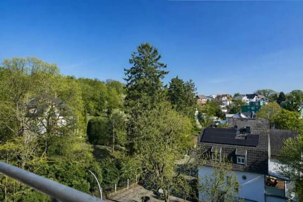Immobilie in Bad Soden - Top geschnittene 4 Zi Whg mit Lift nahe dem Kurpark - Bild 2