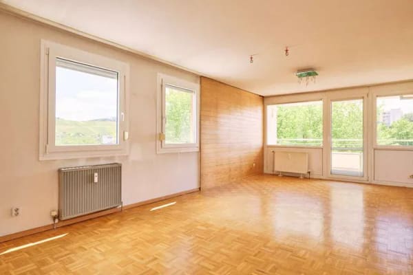 Immobilie in Winnenden - Barrierefreie 4 Zimmerwohnung mit modernisiertem Tageslichtbad und Garage - Bild 3