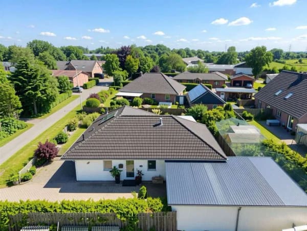Immobilie in Stedesand - Modern-Innovativ–Stilvoll. Gepflegter Bungalow mit großem Wintergarten. Ein Zuhause zum Wohlfühlen. - Bild 2