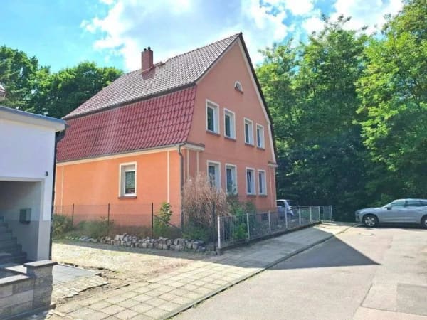 Immobilie in Zerbst/Anhalt - Attraktives 2-Fam.-Haus in Top Wohnlage von Zerbst ! - Bild 2
