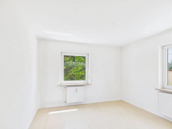 Immobilie in Oberasbach - Zweifamilienhaus mit schönem Grundstück in Oberasbach - Bild 3