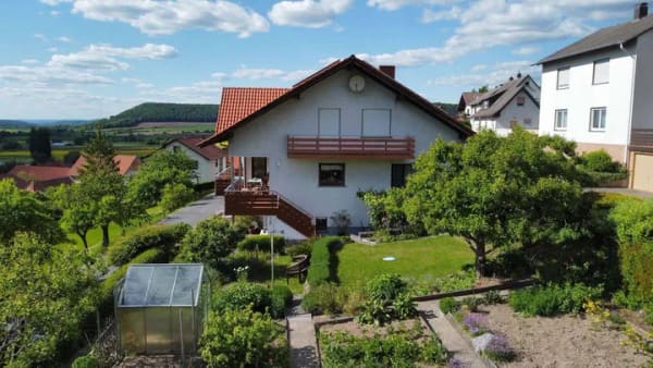 Immobilie in Schenklengsfeld - Wohnen wie andere Urlaub machen - Bild 1