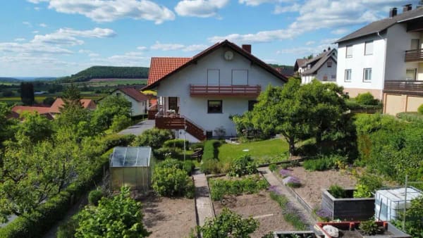 Immobilie in Schenklengsfeld - Wohnen wie andere Urlaub machen - Bild 2