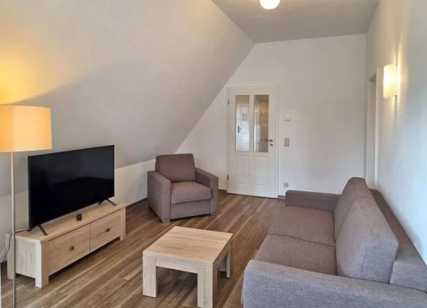 Immobilie in Stolpe auf Usedom - Wohnen mit Geschichte – Stilvolle Ferienwohnung im Westflügel des Schloss Stolpe - Bild 4