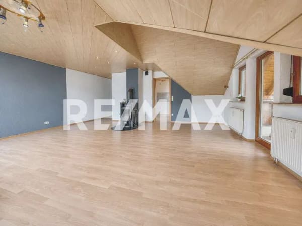 Immobilie in Nusplingen - RE/MAX: Viel Platz zum Top-Preis: Großzügige 6-Zi.-ETW in Nusplingen - sofort bezugsfrei! - Bild 2