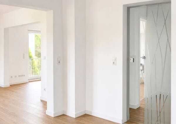 Immobilie in Gräfenberg - EIN HAUS IM HAUS: KERNSANIERTE 4-ZIMMER-WOHNUNG MIT GROSSEM  GARTEN UND VIEL RAUM ZUR ENTFALTUNG - Bild 2