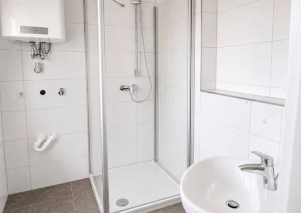 Immobilie in Gräfenberg - EIN HAUS IM HAUS: KERNSANIERTE 4-ZIMMER-WOHNUNG MIT GROSSEM  GARTEN UND VIEL RAUM ZUR ENTFALTUNG - Bild 3