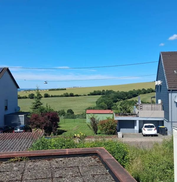 Immobilie in Püttlingen - Doppelhaushälfte mit Garage & Garten  in Püttlingen - Bild 1