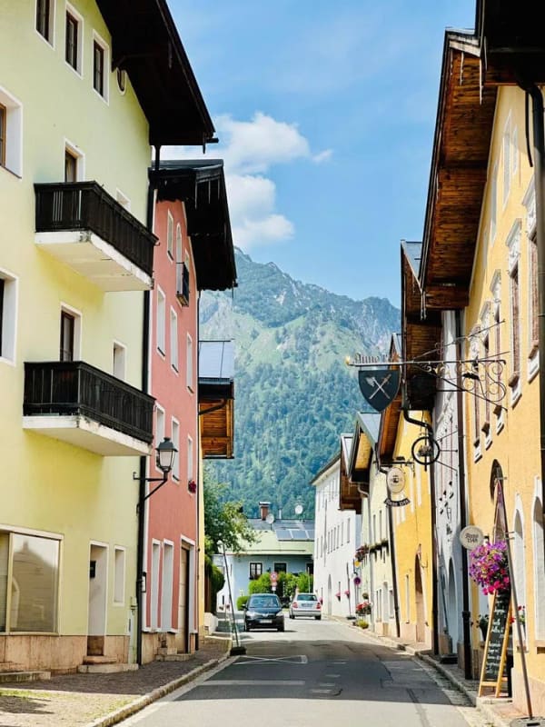 Immobilie in Marktschellenberg - Zentral wohnen mit Charme - Bild 1