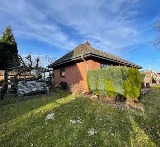 Immobilie in Mittelnkirchen - neuer Preis ! Wohnbungalow im Alten Land mit Blick in die Obsthöfe! - Bild 2