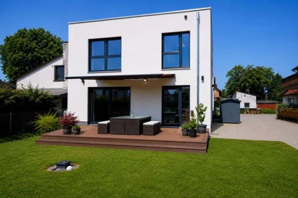 Immobilie in Ladenburg - Familienanwesen mit zwei hochwertigen Wohnhäusern! Wohnen, Arbeiten & Vermieten perfekt kombiniert - Bild 0