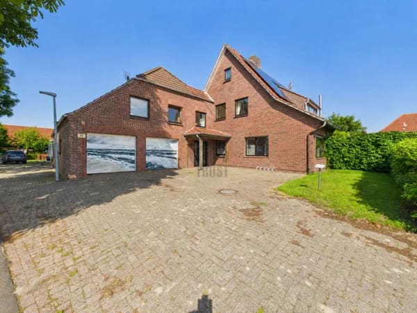 Immobilie in Butjadingen - WOHNEN, ARBEITEN UND GASTRO VEREINT – ANWESEN MIT PV-ANLAGE, EINLIEGERWOHNUNG, BIERGARTEN & HALLEN - Bild 4