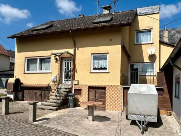 Immobilie in Waldlaubersheim - Solides Wohnhaus mit viel Raum für Ideen - Bild 0
