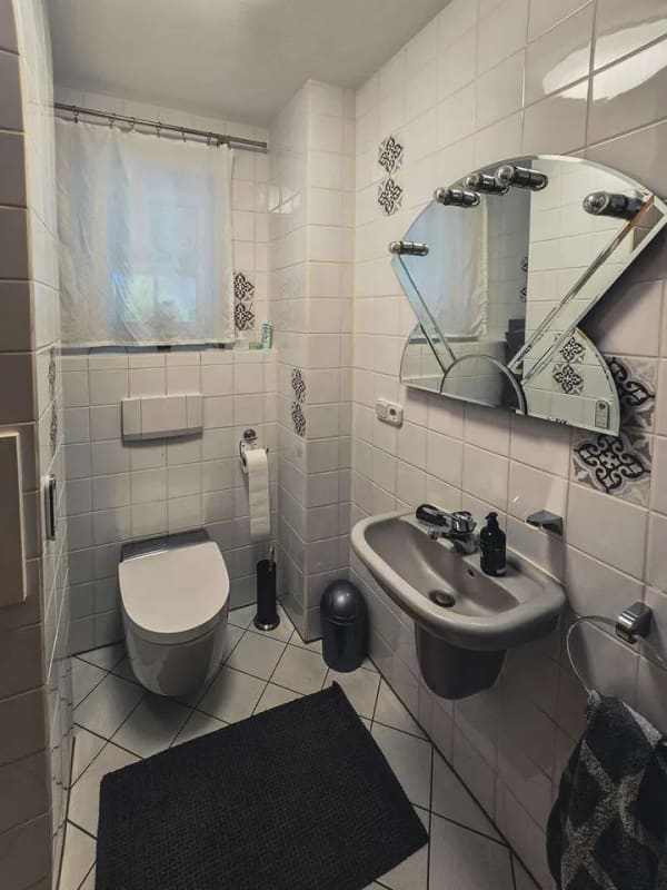 Immobilie in Pfaffenhofen an der Glonn - wunderschönes EFH mit großem Grundstück und unverbaubarem Blick ins Glonntal - Bild 1