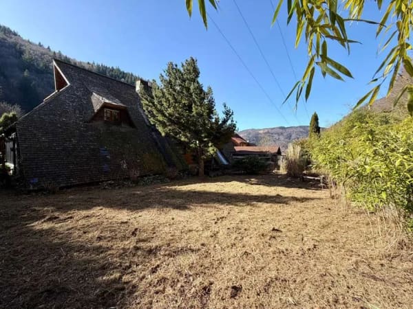 Immobilie in Oberried - Besonderes Einfamilienhaus mit Einliegerwohnung in idyllischer Schwarzwaldlage - Bild 2
