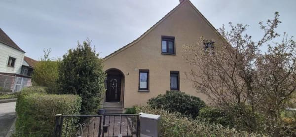 Immobilie in Dermbach - Einfamilienhaus in ruhiger ländlicher Lage! - Bild 2