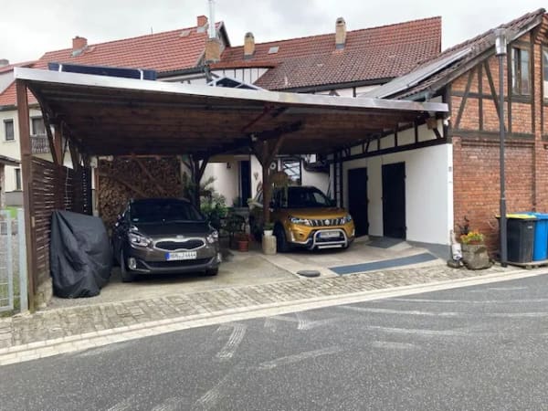 Immobilie in Themar - Stilvoll modernisiertes Stadthaus im Herzen von Themar Historischer Charme trifft modernen Wohnkomfort - Bild 2