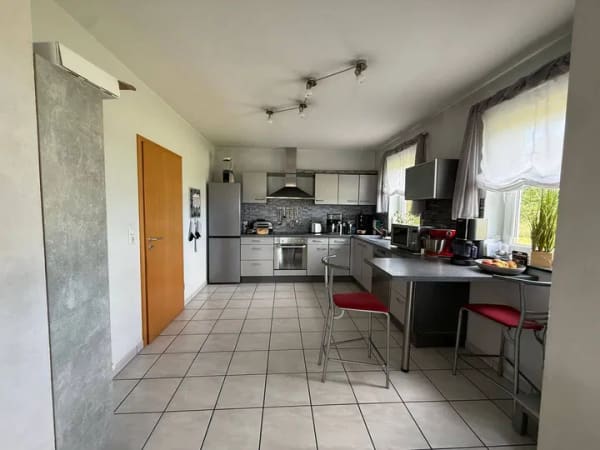 Immobilie in Mettlach - Platz, komfortabel, ruhig: Großzügiges Zweifamilienhaus in Randlage von Tünsdorf - Bild 3
