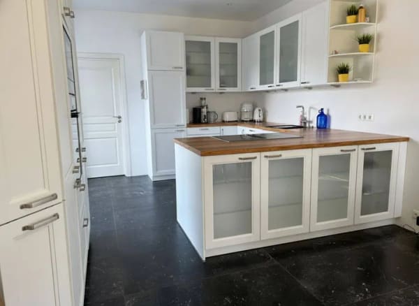 Immobilie in Hohn - Moderne Stadtvilla mit Sauna und PV-Anlage in Hohn - energieeffizient und möbliert - Bild 2