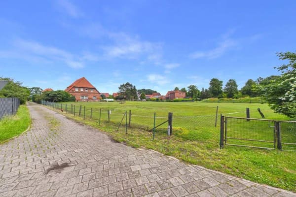 Immobilie in Haßbergen - Gepflegter Resthof mit großer Wiese im Innenbereich - Bild 0