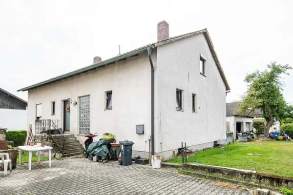 Immobilie in Pemfling - Sanierungsbedürftiges Wohnhaus mit Ausbaupotenzial - Bild 0
