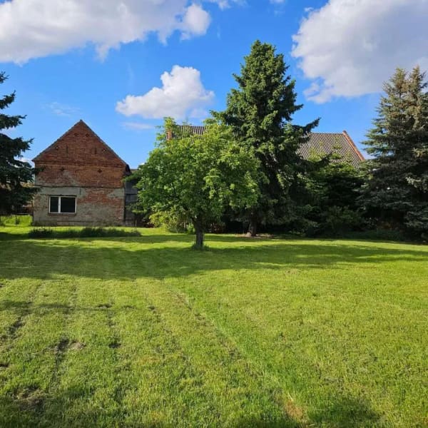 Immobilie in Jerichow - Hofanlage mit Wohnhaus, Scheune & ca. 5.000 m² Land - provisionsfrei - Bild 1
