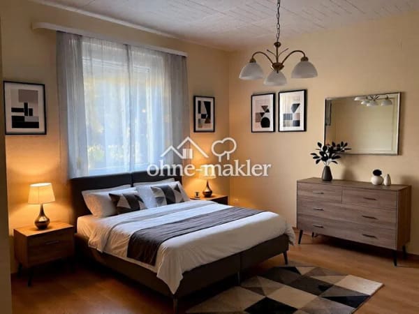 Immobilie in Schweinfurt - Mehrfamilienhaus am Hochfeld - Herrlich ruhig und doch zentrumsnah - Bild 2