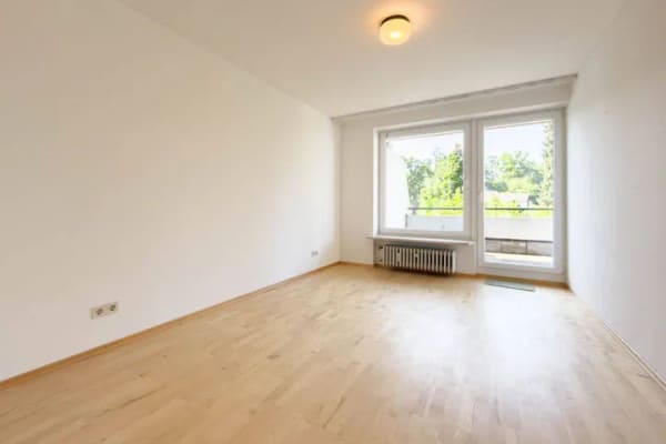 Immobilie in Tutzing - Gut geschnittene 2-Zimmer-Wohnung mit Süd-Loggia in Tutzing am Starnberger See - Bild 1
