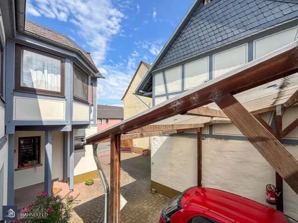 Immobilie in Hünfelden - Wohnen mit Pferden – Charmantes Wohnhaus mit drei Pferdeboxen, Scheune und Weidefläche - Bild 4